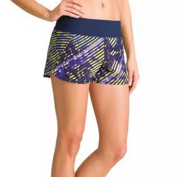 athleta pulse shorts
